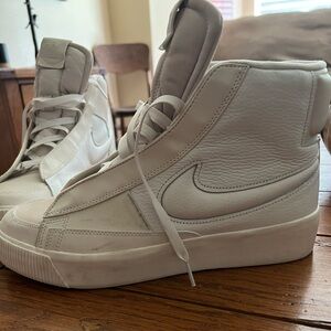 Nike mids